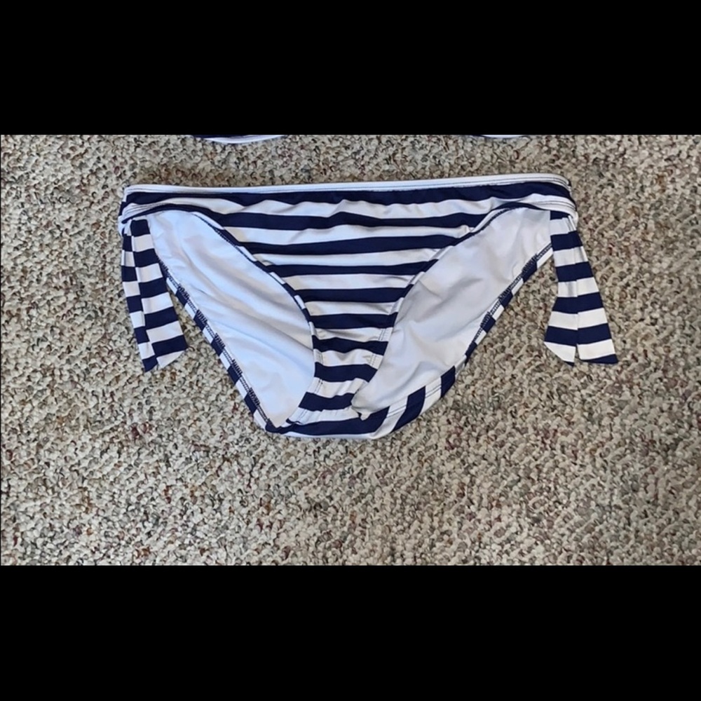 bikini bottoms